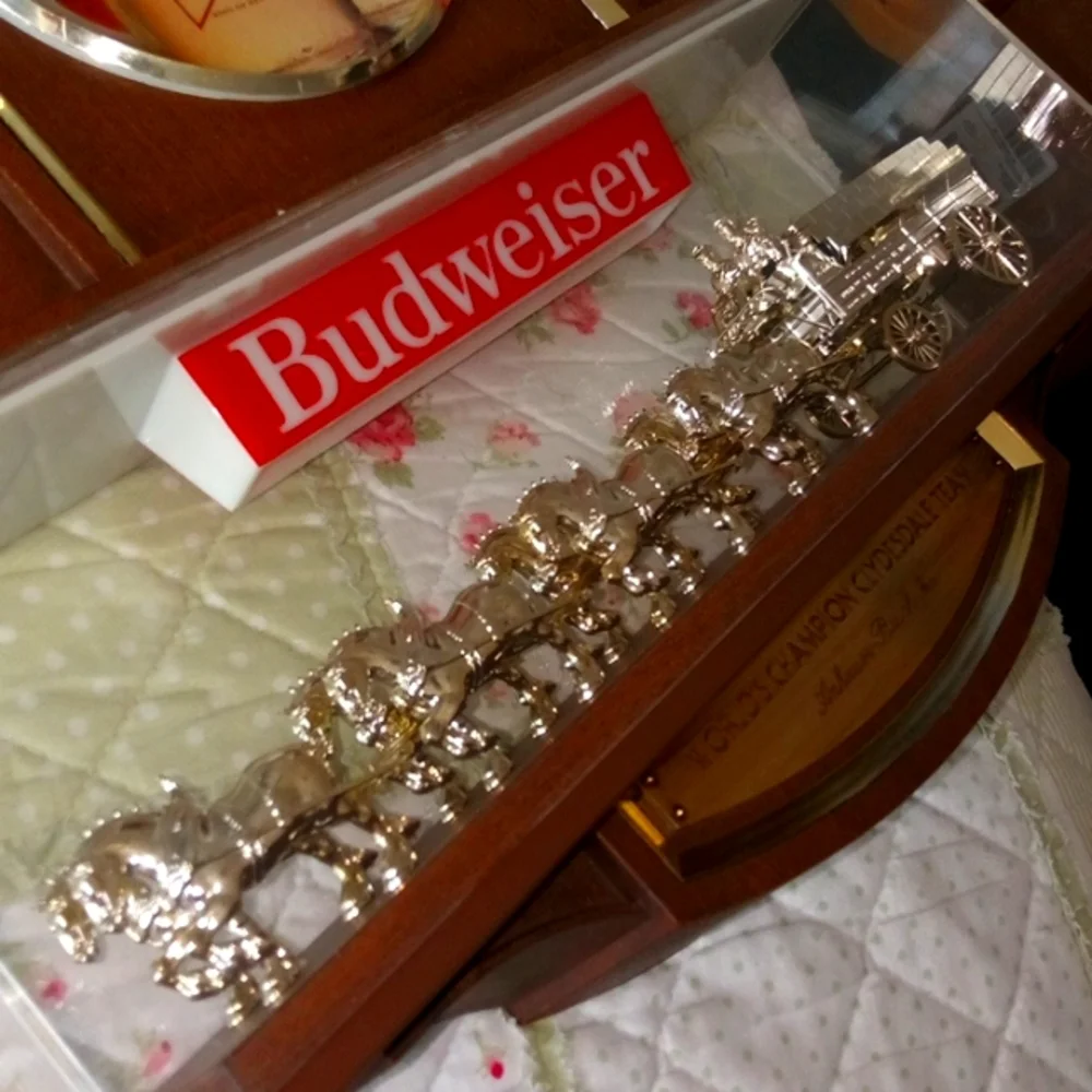 Vintage Budweiser Clydesdale Lamp - Picture 11 of 11